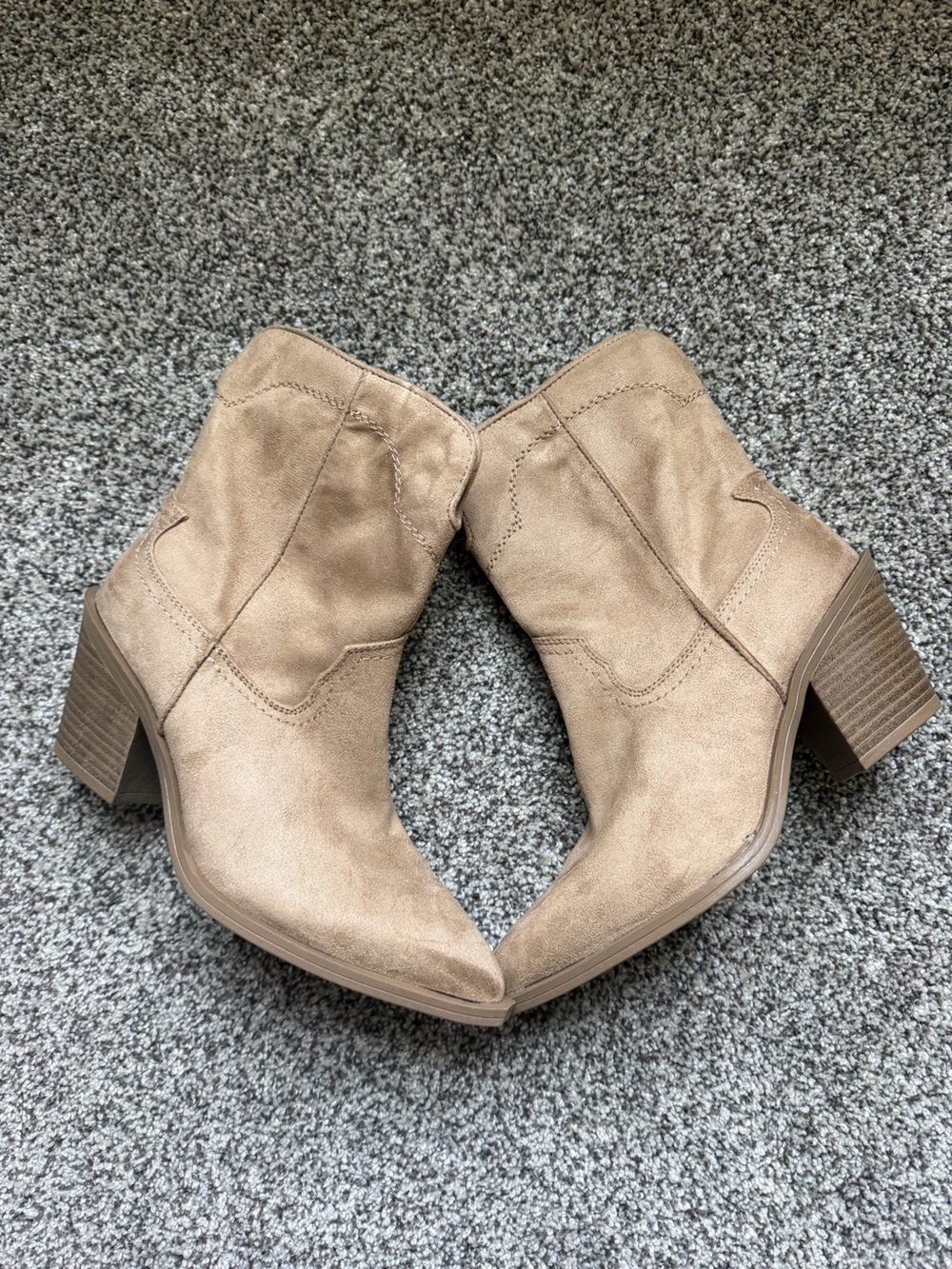 Women's Dallas Memory Foam Ankle Western Bootie - Tan 6